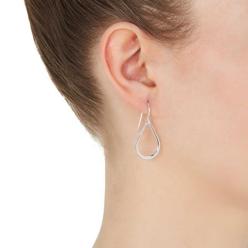 925 Sterling Silver Handmade Cutout Drop Shaped Stud Earrings - Resizable Size, Available In Silver, Yellow Gold, Rose Gold, And Black | Perfect For Anniversary, Engagement, Gift, Party, And Wedding