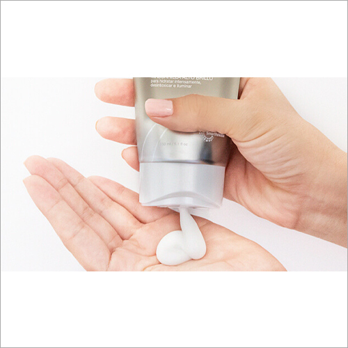 ब्यूटी क्रीम आयु समूह: वयस्क