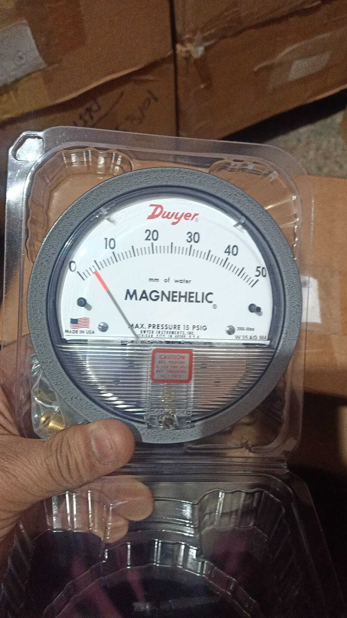 Dwyer Magnehelic Gauge Distributor For Hardoi Uttar Pradesh Accuracy: A 2% (-Ha Model A 1) Of Fs (A 3% (-Ha A 1.5%) On -0