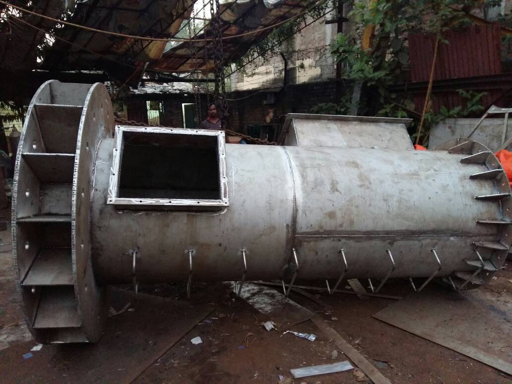 Boiler Chimney - Stainless Steel, 60/70/80/100 Feet Height | Variable Diameter, Bolted Fasteners, Corrosion Resistant, Customizable Design