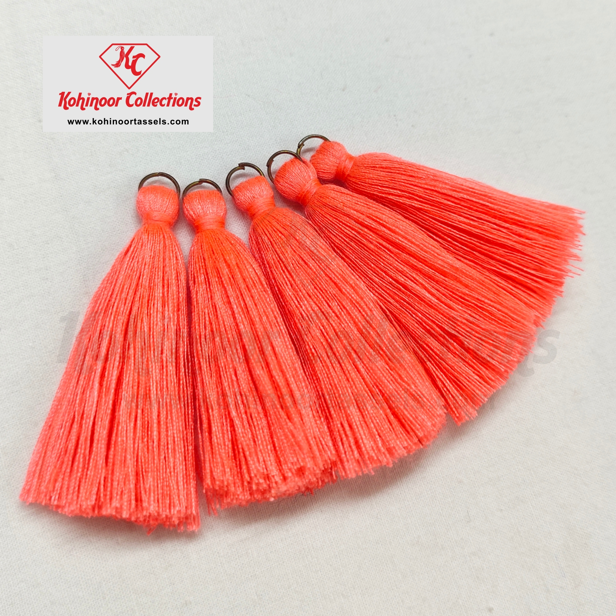 Fluorescent Tassel
