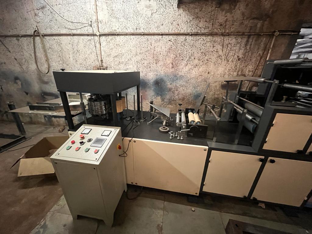 1/6 Fold Or L Fold Paper Napkin Making Machine Capacity: 300-400 Pcs/min