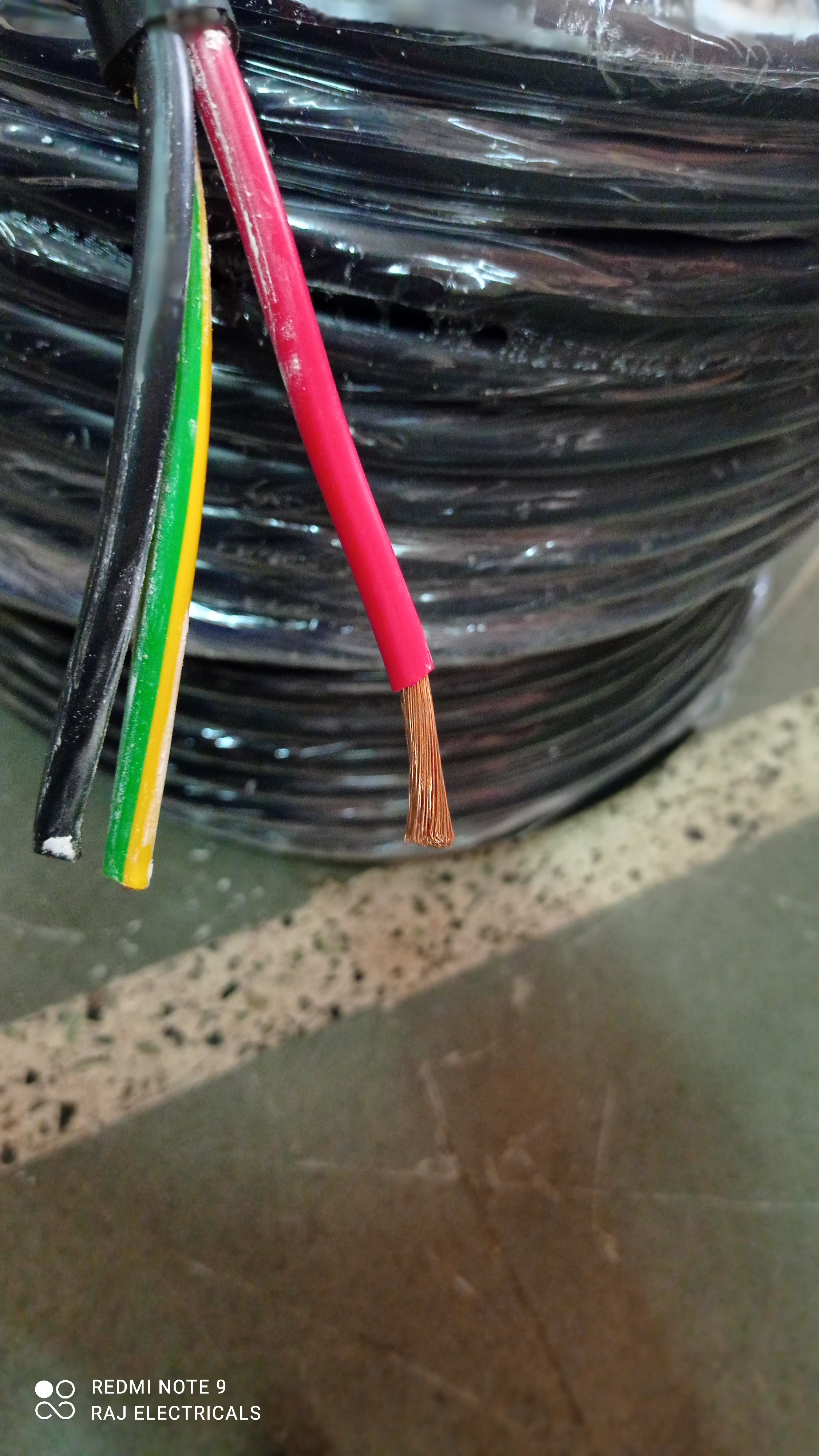Black 10 Sqmmq 3 Core Rr Kabel Cable
