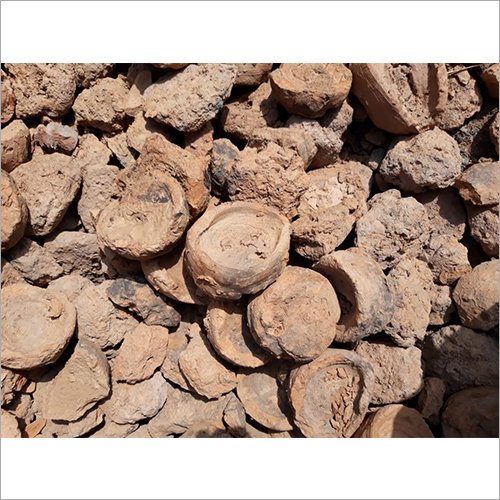 अत्तर मिट्टी की सामग्री: हर्बल एक्सट्रेक्ट