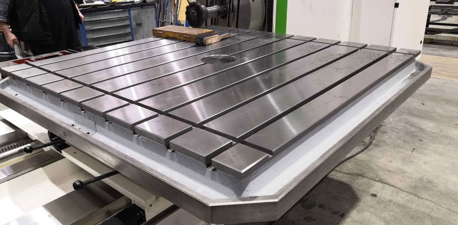 Tos W100 A Horizontal Boring Machine - Automatic Grade: Automatic