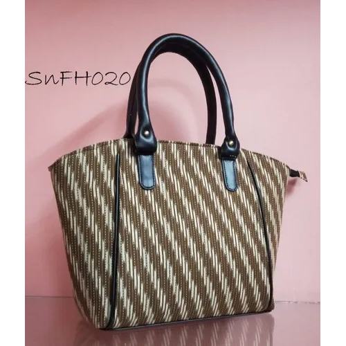 Blue-white-brown Ladies Printed Zipper Hand Bag