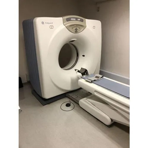 Refurbished Medical Ge Dual Slice Ct Scan Machine Color Code: White