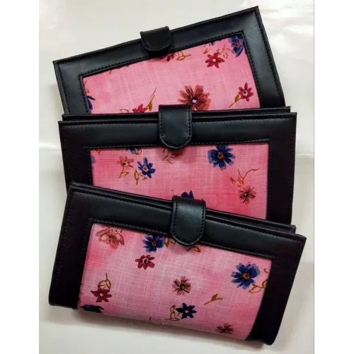 Printed Ladies Rectangle Clutch - Trendy Design, Various Sizes Available | Stylish Clutch For Women, Perfect For Any Occasion