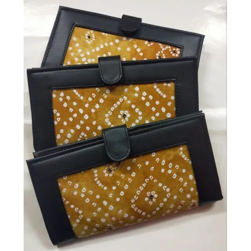 Printed Ladies Rectangle Clutch - Trendy Design, Various Sizes Available | Stylish Clutch For Women, Perfect For Any Occasion