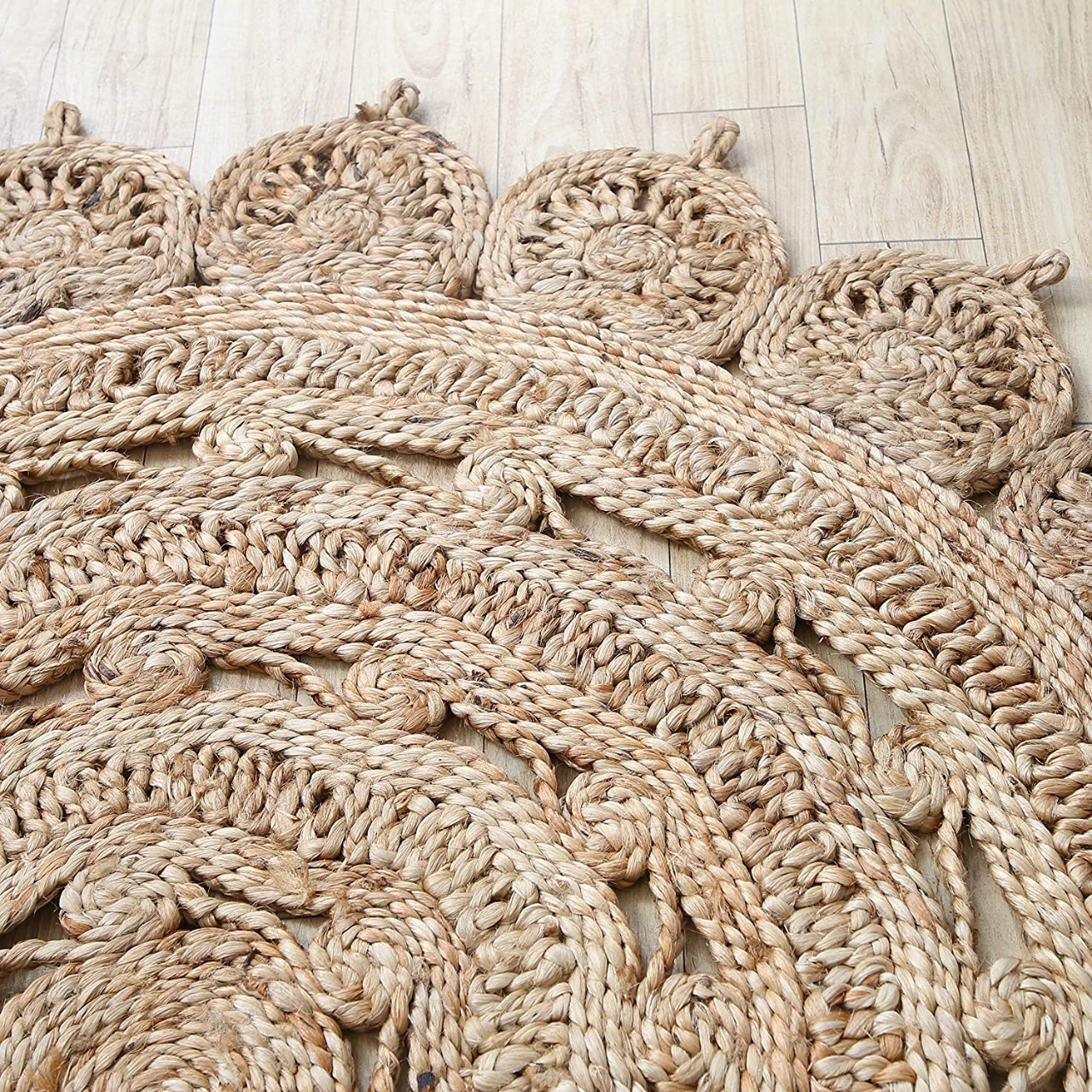 Jute Braided Rug - Round Shape, Handmade Design, Natural Color | Hand Washable, Ideal For Bedroom And Living Room Floor Use