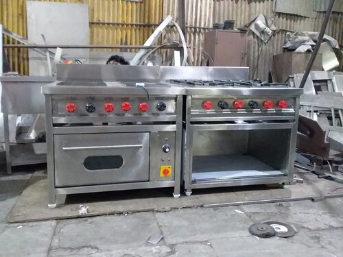 ओवन और अंडरशेल्फ़ के साथ स्टेनलेस स्टील 4 बर्नर गैस रेंज