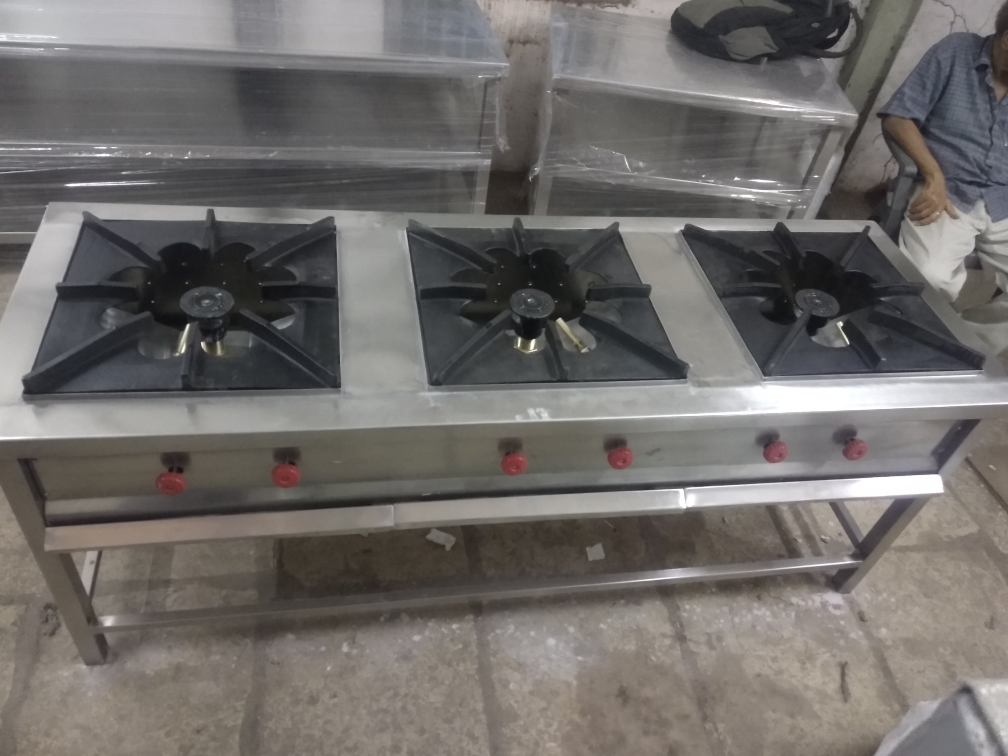 Silver 3 Burner Gas Range