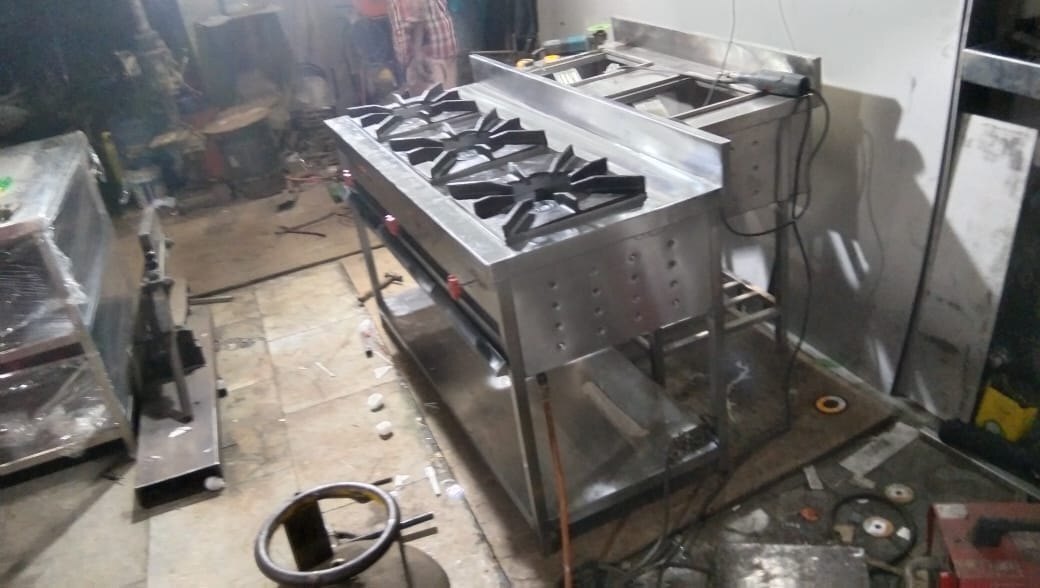 Silver 3 Burner Gas Range