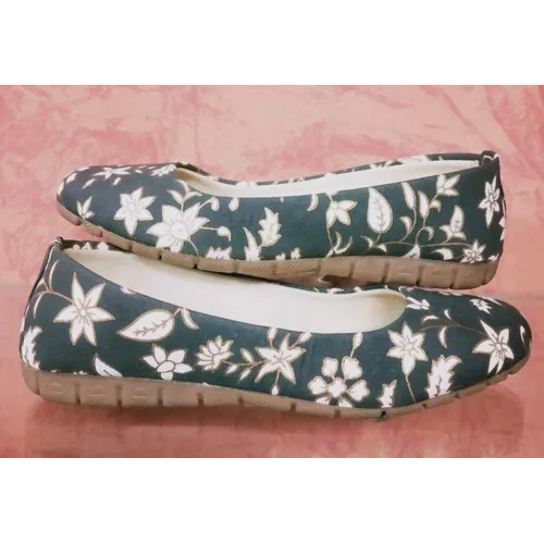 Blue-white Ladies Printed Jutti