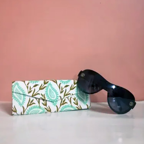 Multi Folding Glare Case - Cotton Fabric , Black-red Color With Attractive Printed Design, Soft Lining, Button Closure For Easy Carry