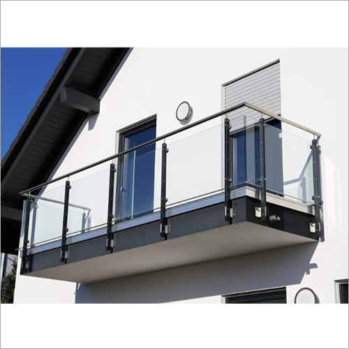 रंगहीन बालकनी ग्लास डिज़ाइन