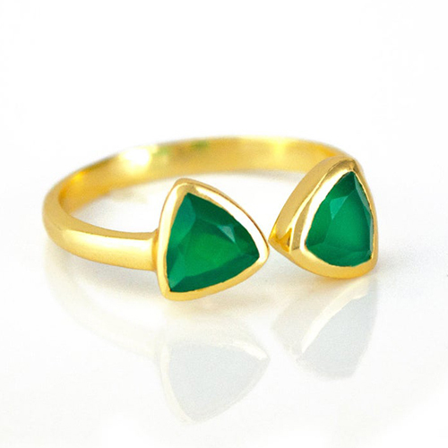 Green Onyx Gemstone Triangle Shape Bezel Set Gold Vermeil Adjustable Ring Size: 8mm