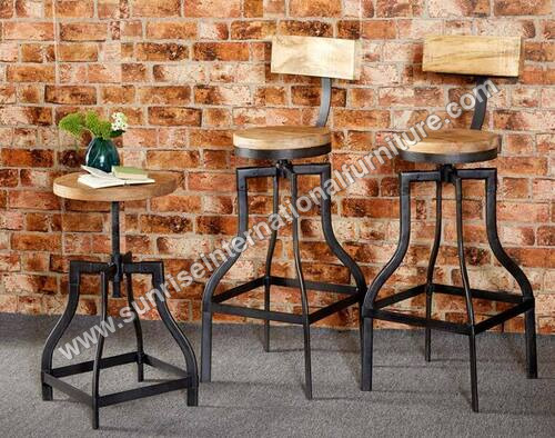 वुड विंटेज इंडस्ट्रियल बार चेयर एंड स्टूल