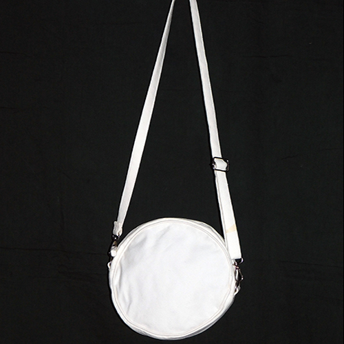 व्हाइट आरएफडी कॉटन फैब्रिक राउंड स्लिंग बैग