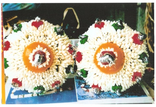 गोल विवाह माला