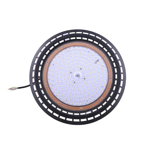 200 वाट एलईडी हाई बे लाइट एप्लीकेशन: आउटडोर