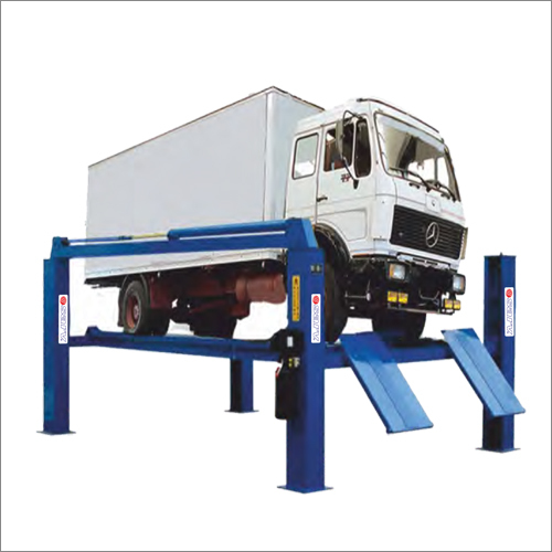 हैवी ड्यूटी फोर पोस्ट लिफ्ट लिफ्टिंग क्षमता: 2-4 टन