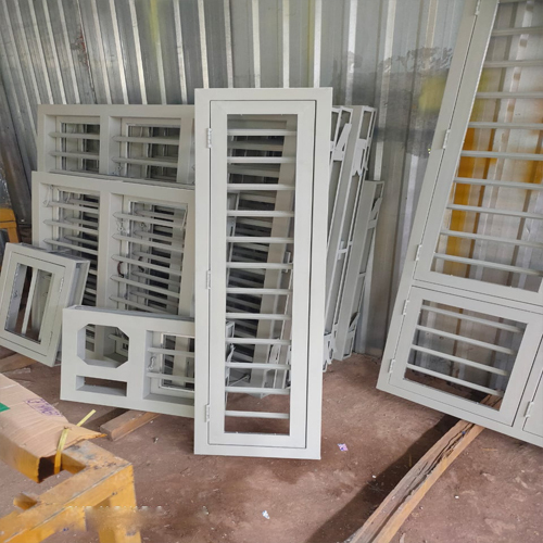 रोलिंग शटर विंडो एप्लीकेशन: हाउस