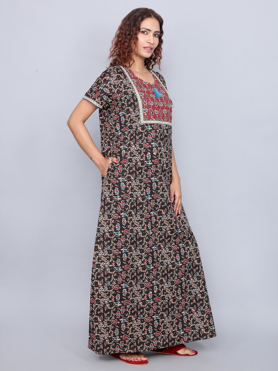 Ladies Nighty - Cotton Fabric, Available In Sizes L To Xxxl | Printed Design, Half Sleeve, Round Neckline, Thermally Insulated, High Air Permeability