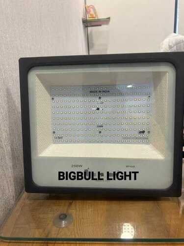 250W FLOOD LIGHT