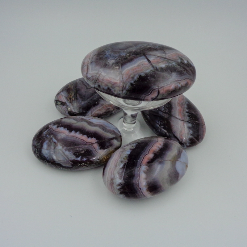 Natural Gemstone Amethyst Lace Agate Palm Worry Stone Crystals Palm Tumbled Stone Grade: Top