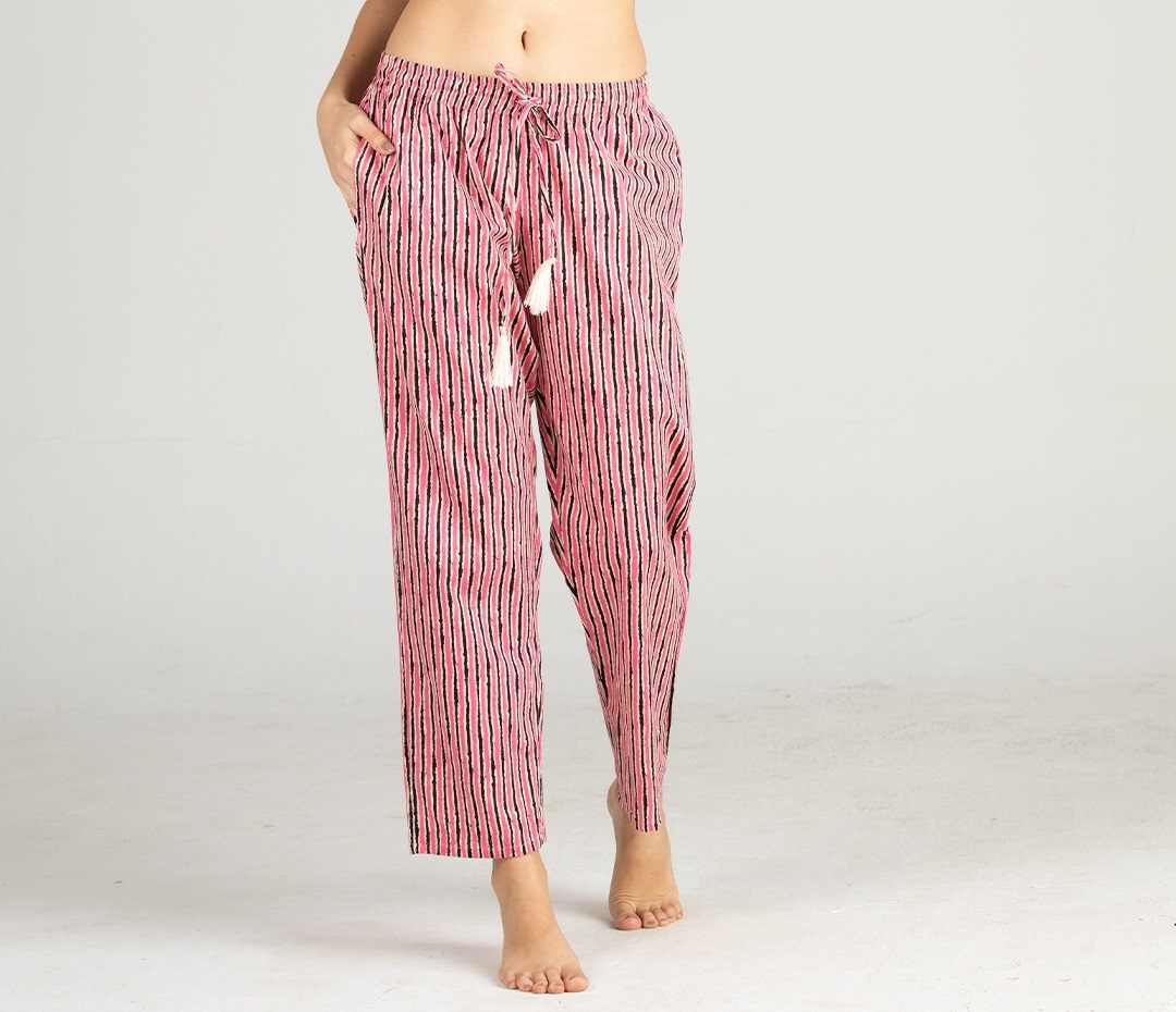 Girls Cotton Printed Pajamas - Season: Spring