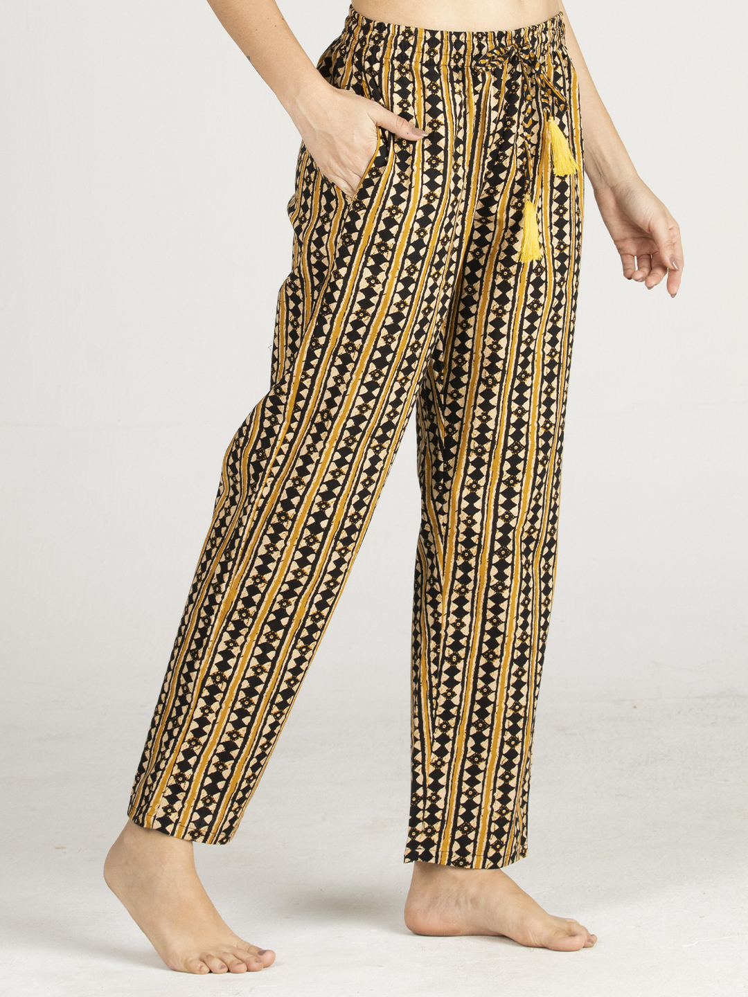 Girls Cotton Printed Pajamas - Season: Spring
