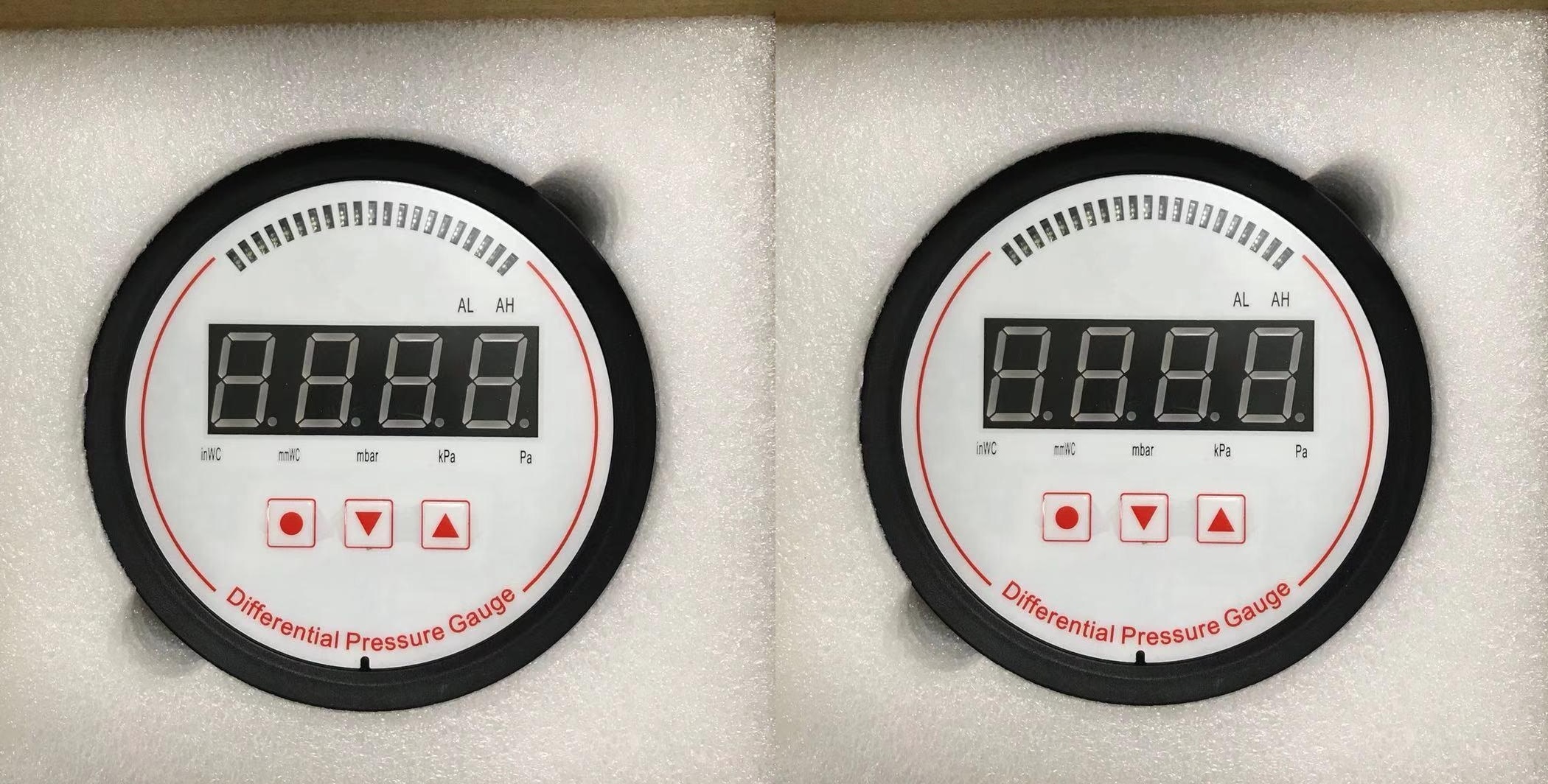 Black Gemtech Instruments Digital Differential Pressure Gauge