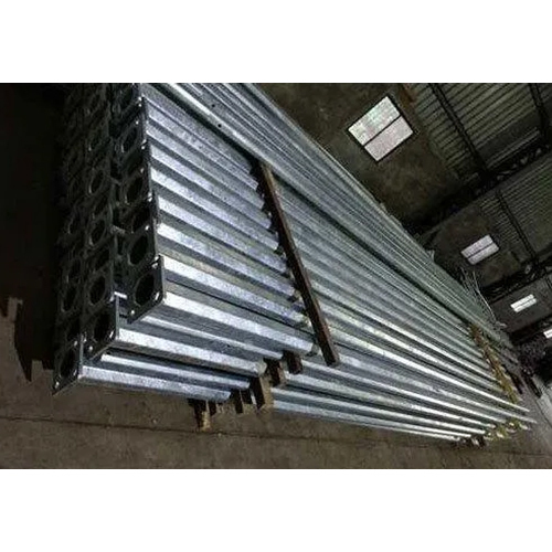 सिल्वर हॉट डिप गैल्वेनाइज्ड ऑक्टागोनल पोल