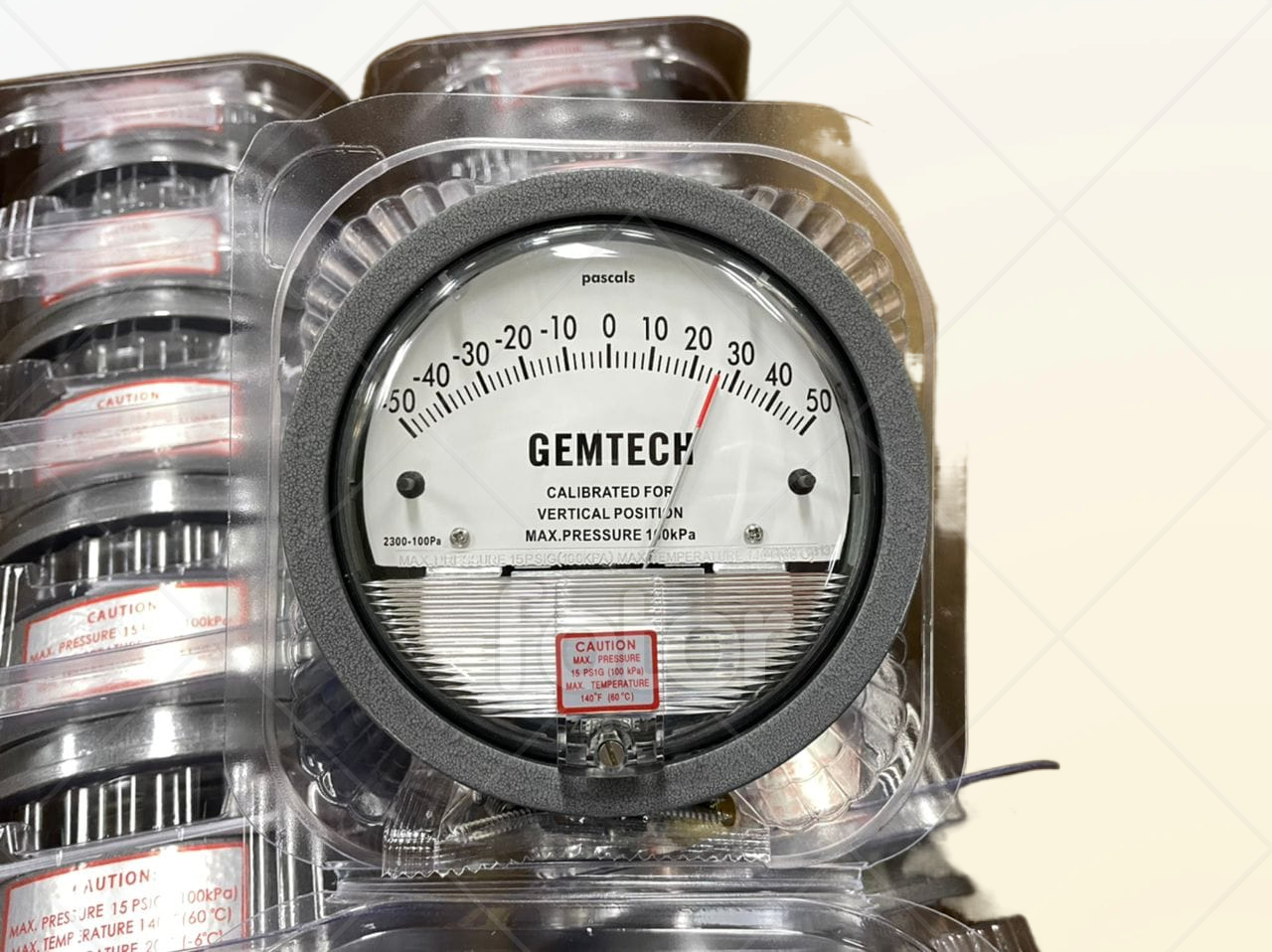 Gemtech Differential Magnehelic Pressure Gauge - Metal Alloy, 4 Inch Diameter, Black Dial, 0-2.5 Kilopascal Range | High Accuracy, Antiknock Characteristics, Dual Pressure Taps