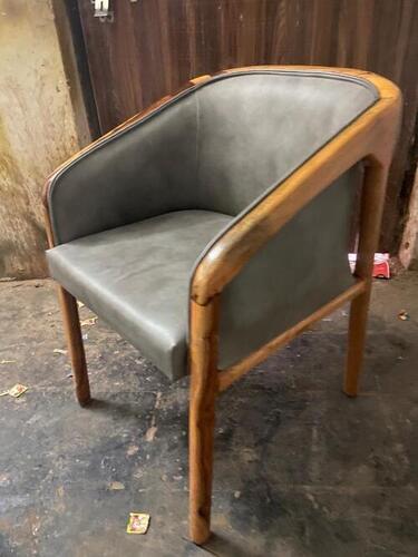 Wooden Sofa Look Arm Chair For Restaurant Cafe