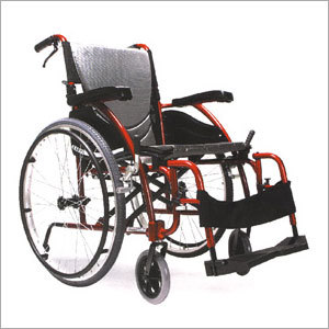 अल्ट्रा लाइट व्हील चेयर