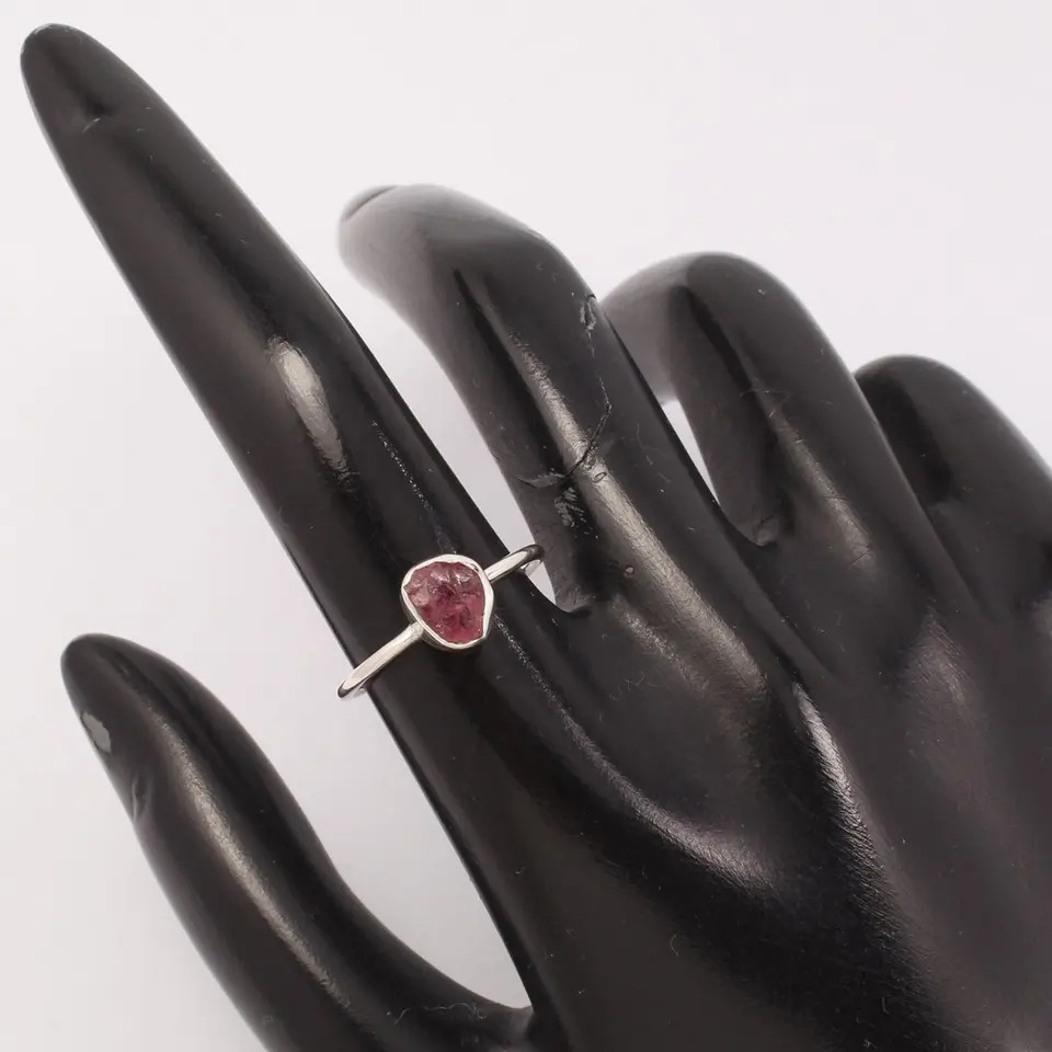 925 Sterling Silver Attractive Cute Pink Tourmaline Rough Gemstone Ring Gender: Women