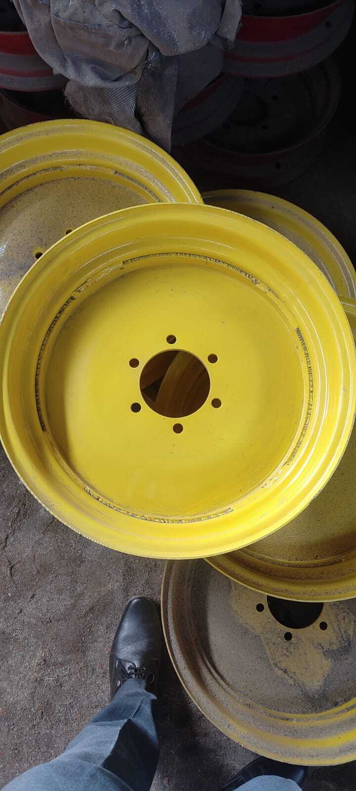 6.50x20 John Deere Tractor Front Wheel - Color: Yellow