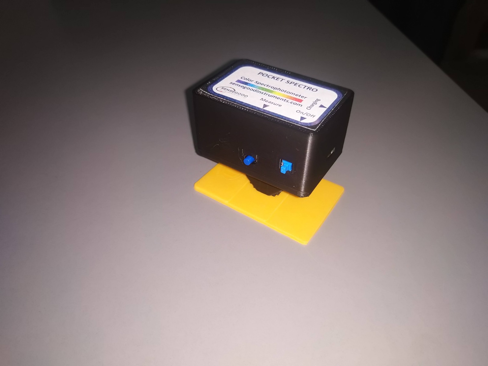 Color Spectrophotometer