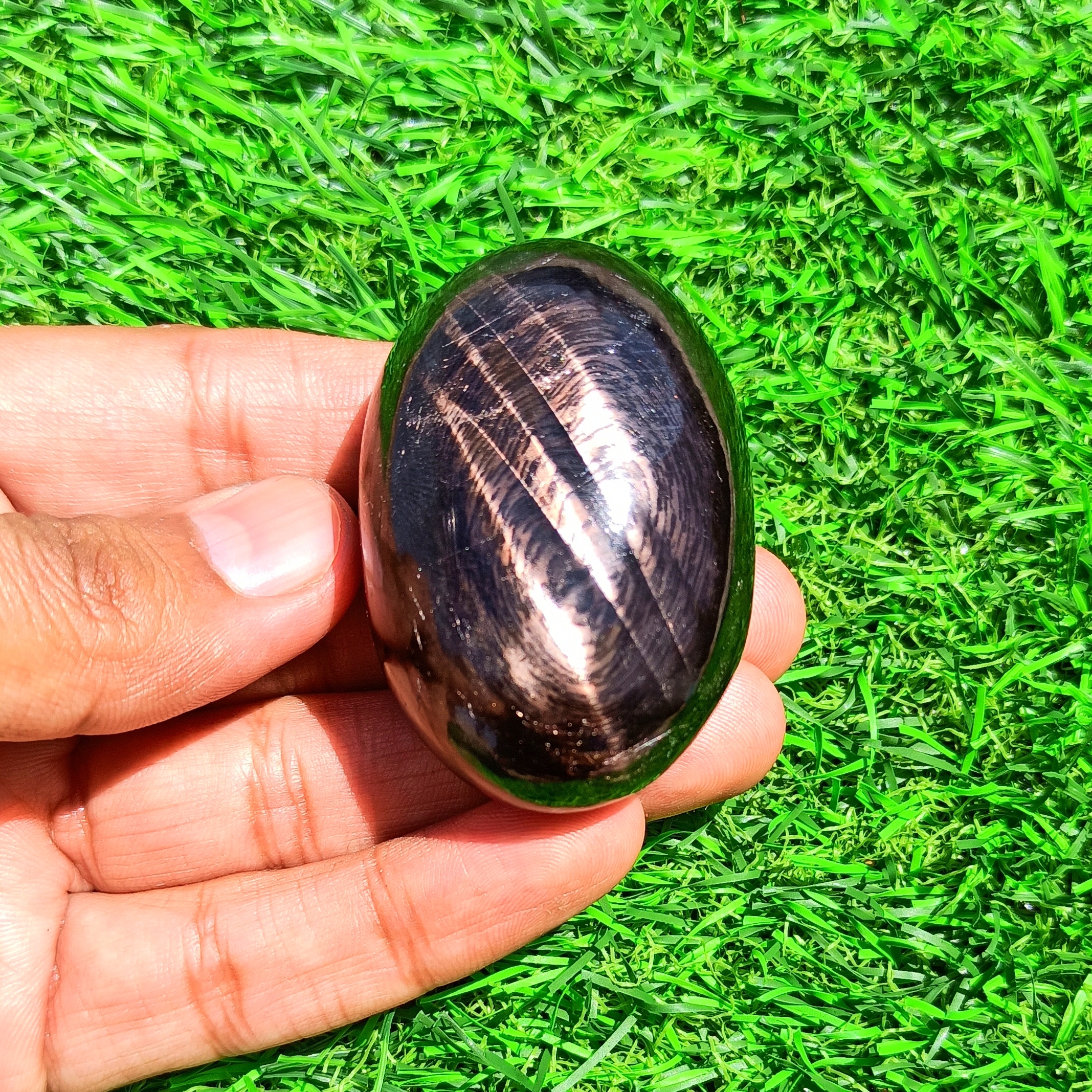 Natural Gemstone Hypersthene Palm Stone Crystals Worry Stone Grade: Top