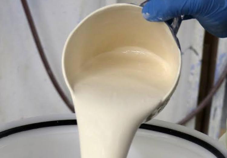 Aluminium Silicate Water Base Coating Unicoat Asw (P-2025) Application: Unicaot Asw- Is Used To All Automotive Ci Casting Ci And Has Good Rheological Properties.