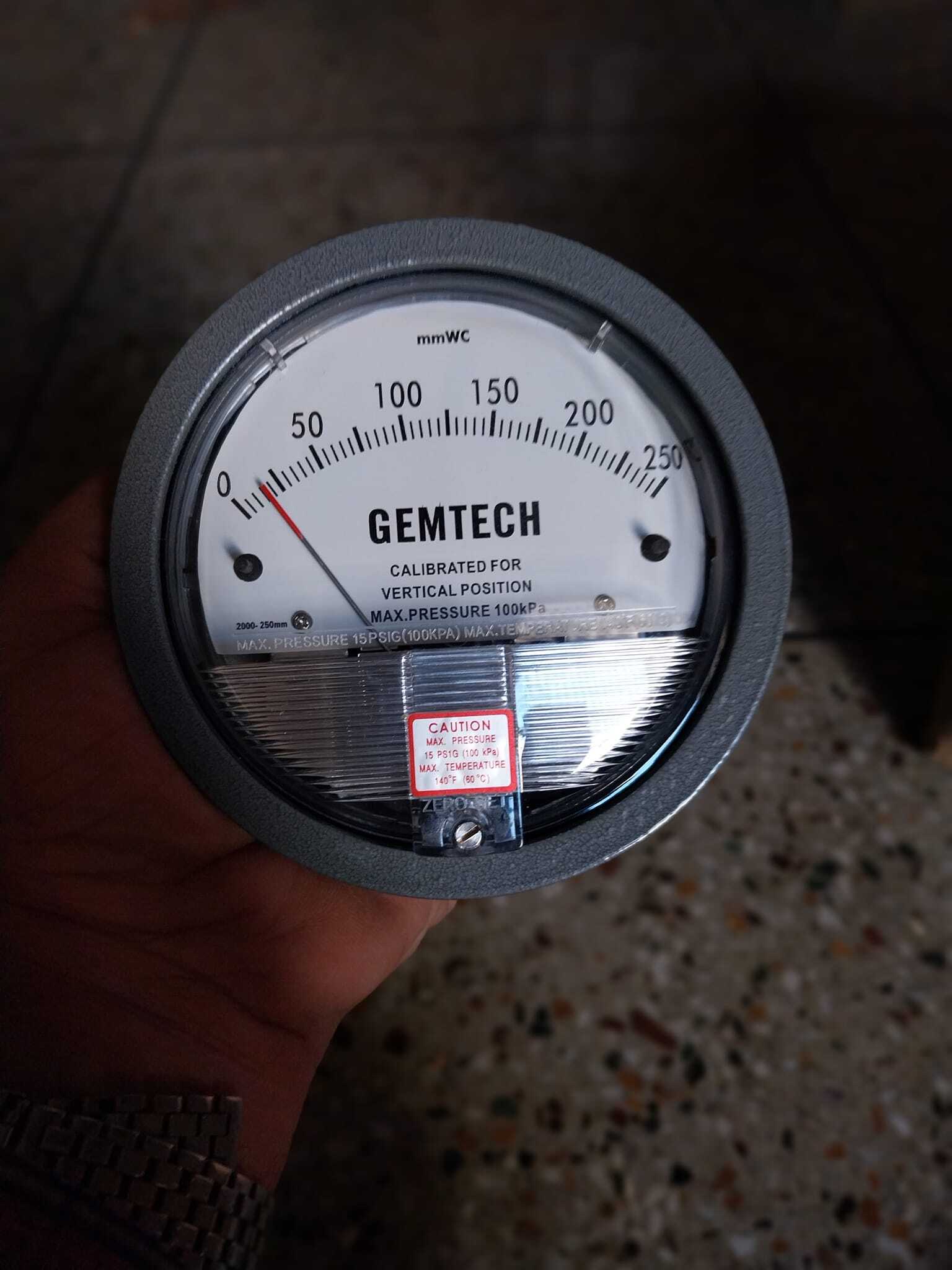 Gemtech Instruments Differential Pressure Gauge Range 0-6 Mm Accuracy: A 2% (-Ha Model A 1) Of Fs (A 3% (-Ha A 1.5%) On -0