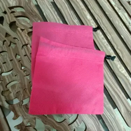 गैर बुनाई पाउच