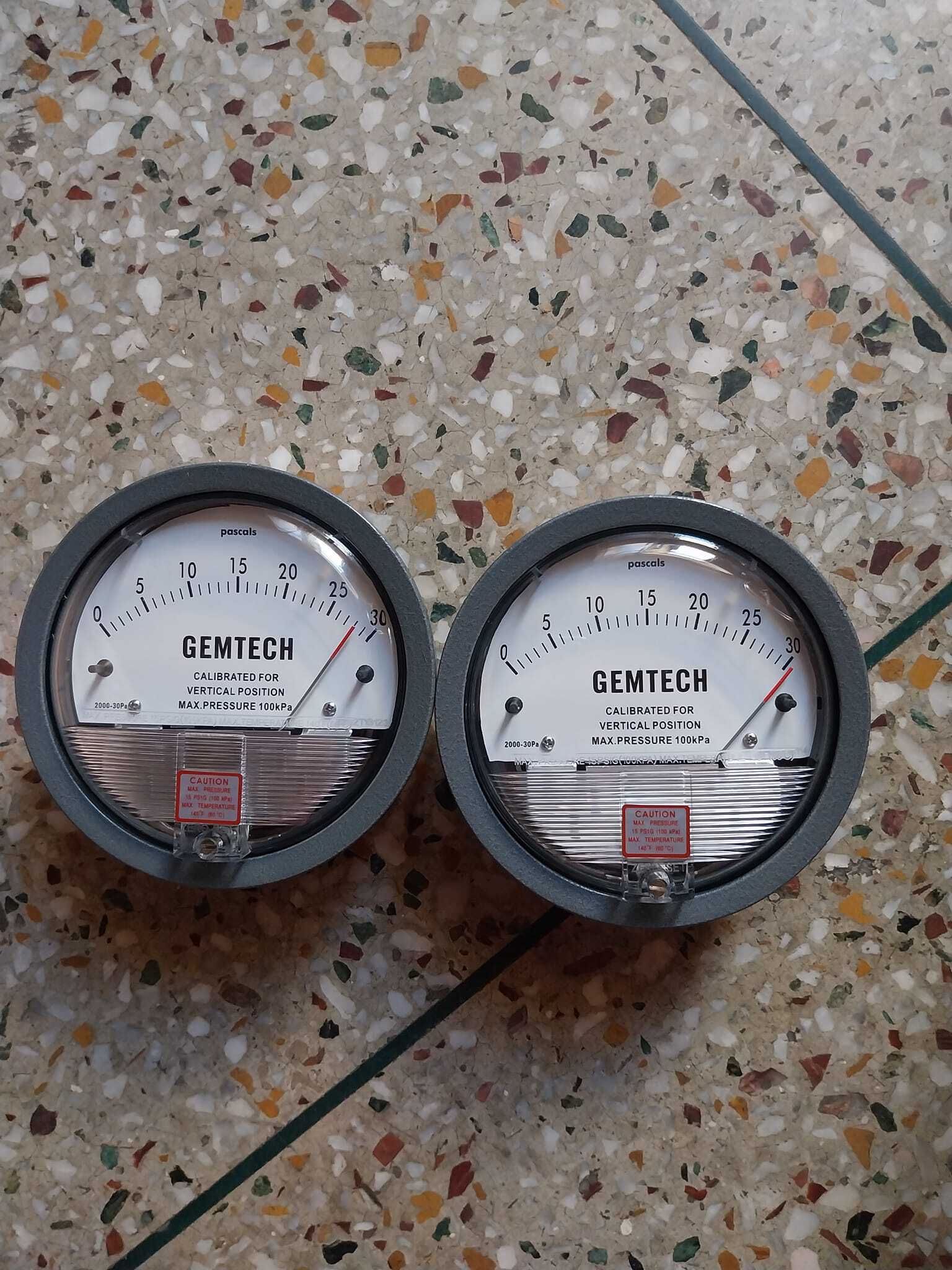 Gemtech Differential Pressure Gauge In Aizawl Mizoram Accuracy: A 2% (-Ha Model A 1) Of Fs (A 3% (-Ha A 1.5%) On -0
