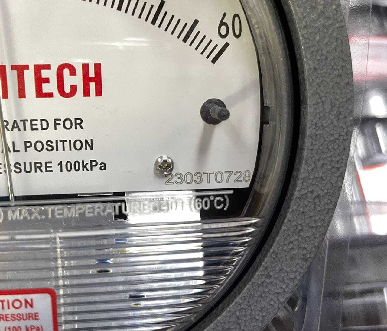 Gemtech Differential Pressure Gauge - Metal Alloy, 4" Diameter, White/black Dial, 1/8" Npt Thread, Â±2% Accuracy | Ideal For Pharmaceutical Industries, Back Mount Design, Multiple Scale Ranges