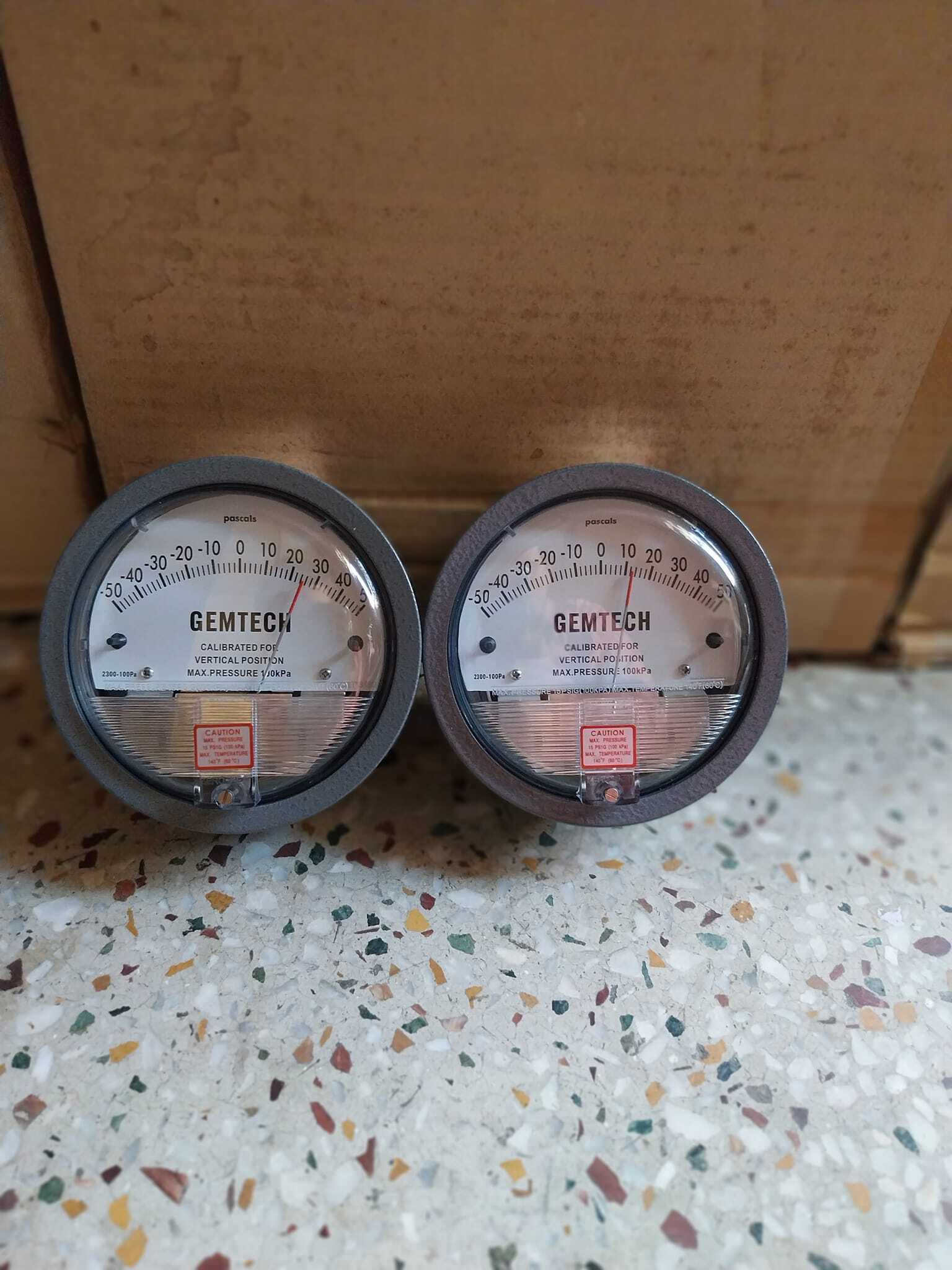 Gemtech Differential Pressure Gauge Distributor In Hapur Uttar Pradesh Accuracy: A 2% (-Ha Model A 1) Of Fs (A 3% (-Ha A 1.5%) On -0