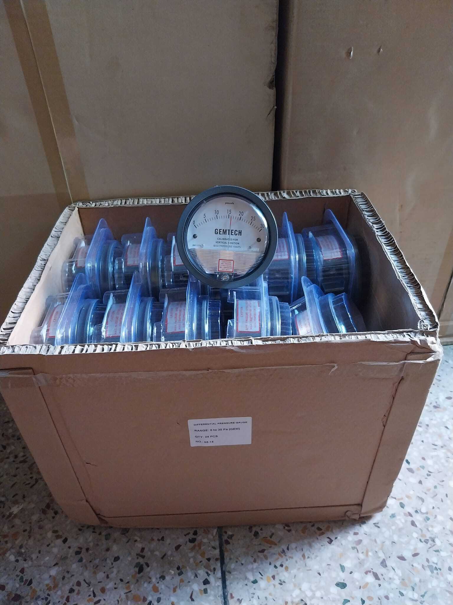 Gemtech Differential Pressure Gauge Distributor In Hapur Uttar Pradesh Accuracy: A 2% (-Ha Model A 1) Of Fs (A 3% (-Ha A 1.5%) On -0