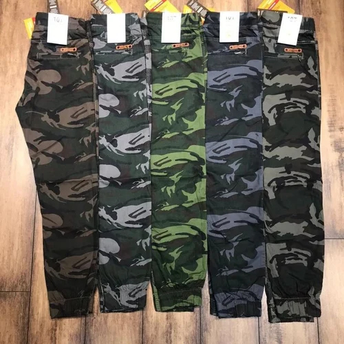 विभिन्न उपलब्ध लड़के केमोफ्लेज जॉगर