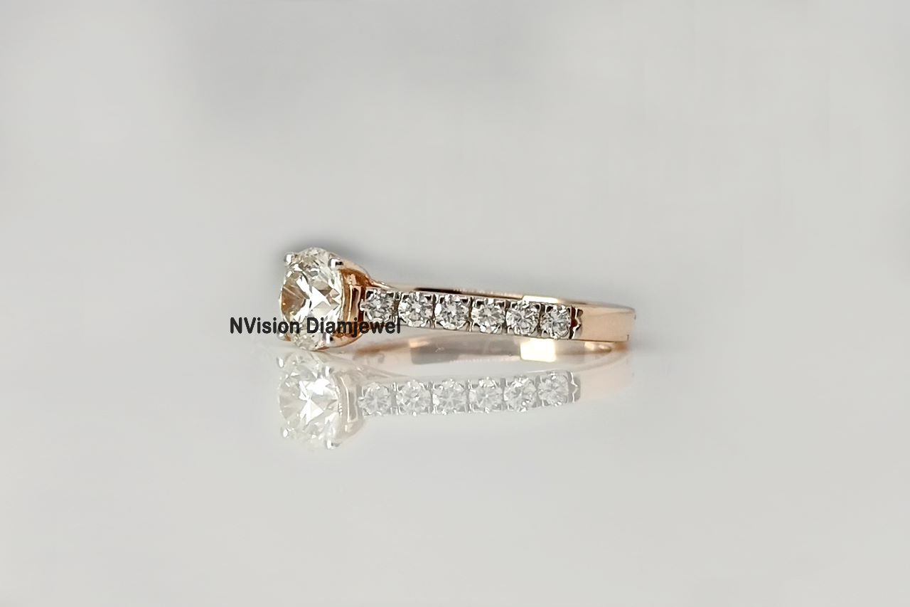 Rose Gold Natural Diamond Solitaire Ring Diamond Carat Weight: 1.47 Carat